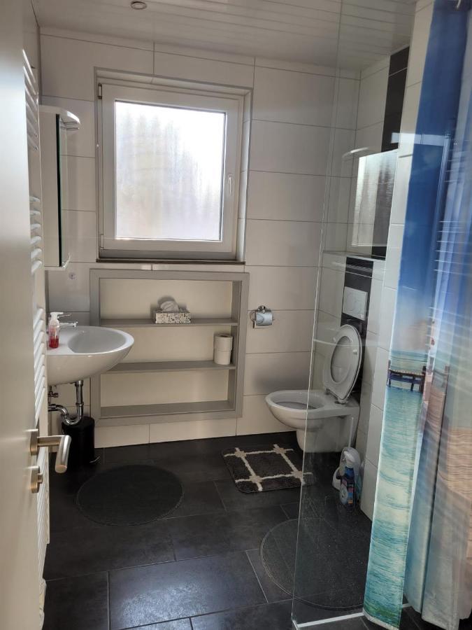 Schoene Einfache Ferienwohnung Zwischen Stadt Und Meer Вилхелмсхафен Екстериор снимка