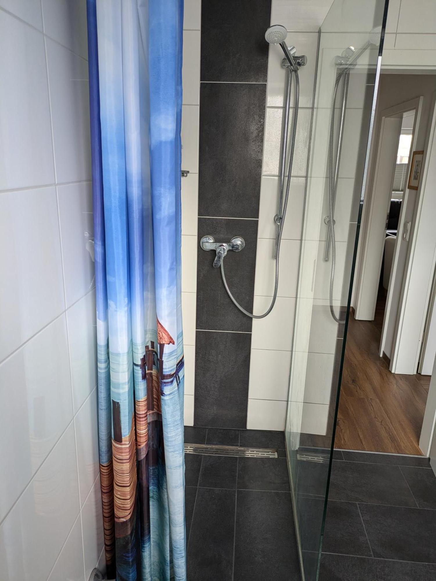 Schoene Einfache Ferienwohnung Zwischen Stadt Und Meer Вилхелмсхафен Екстериор снимка
